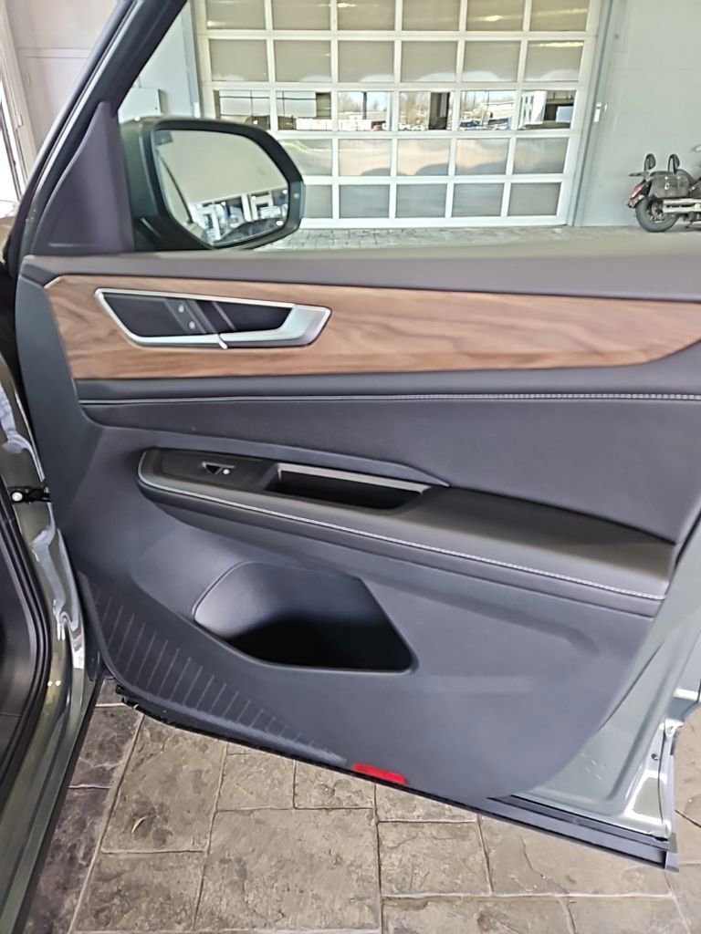 New 2026 Volkswagen Atlas SE image 11