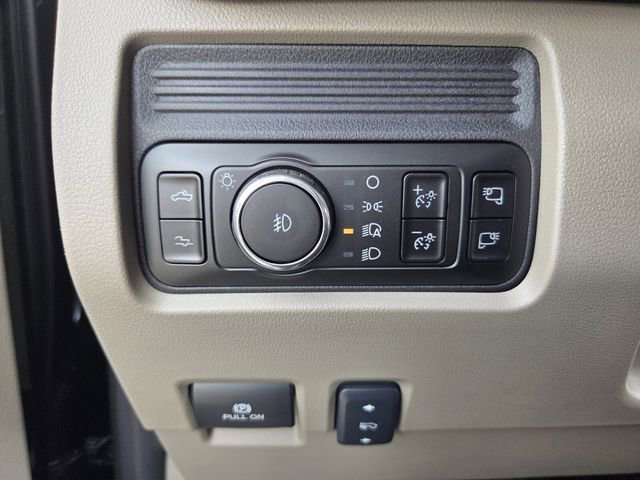 New 2026 Ford F250 Platinum w/ Platinum Plus Package image 28
