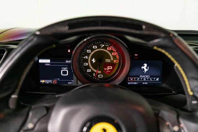 Used 2017 Ferrari 488 GTB RWD image 19