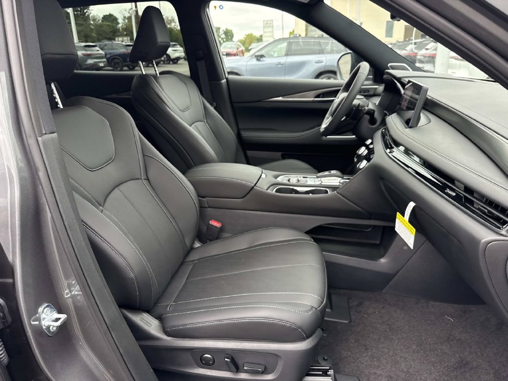 New 2027 INFINITI QX60 Sport w/ Dark Cargo Package AWD/4WD image 20