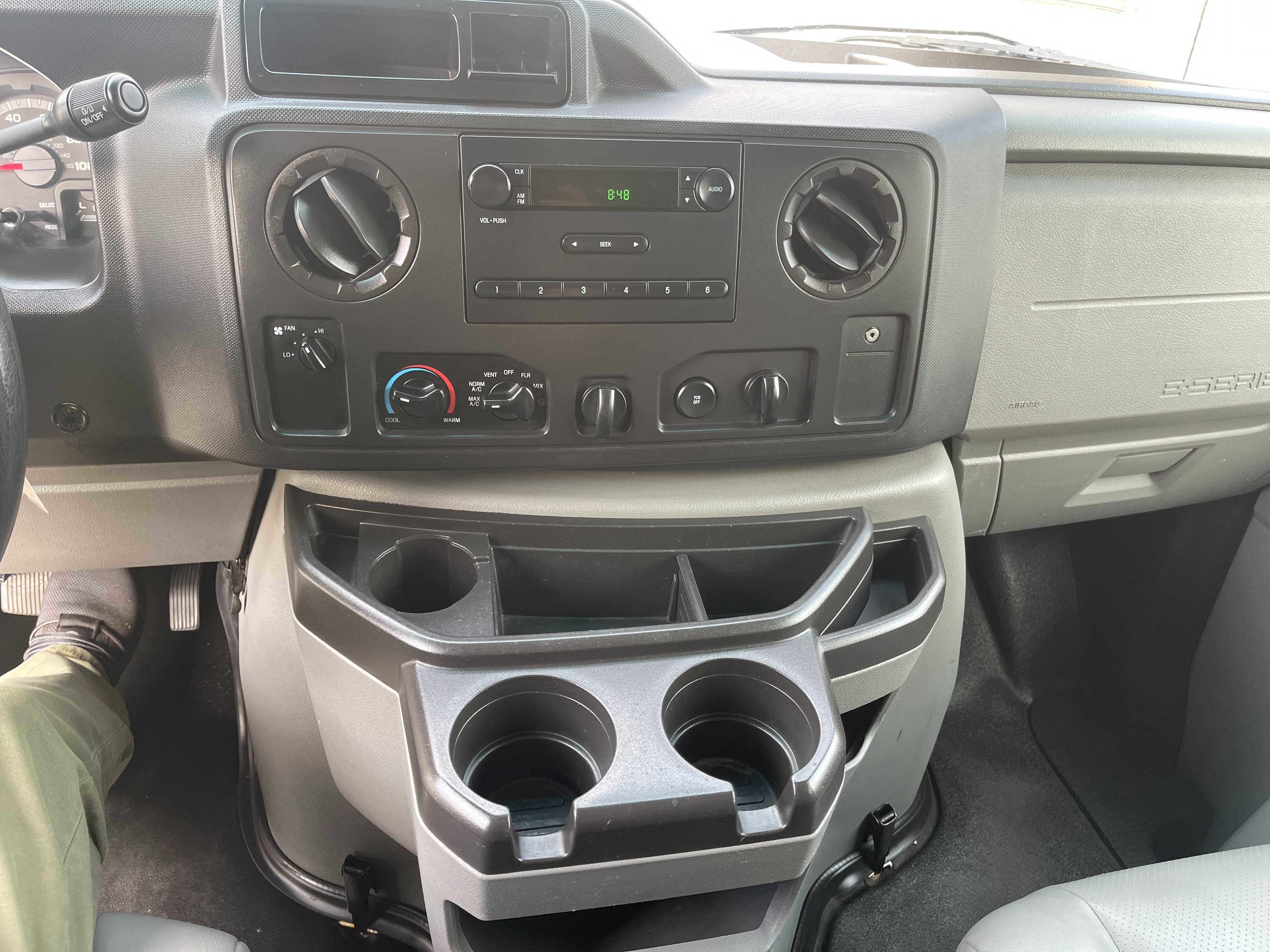 Used 2013 Ford E-150 and Econoline 150 image 19
