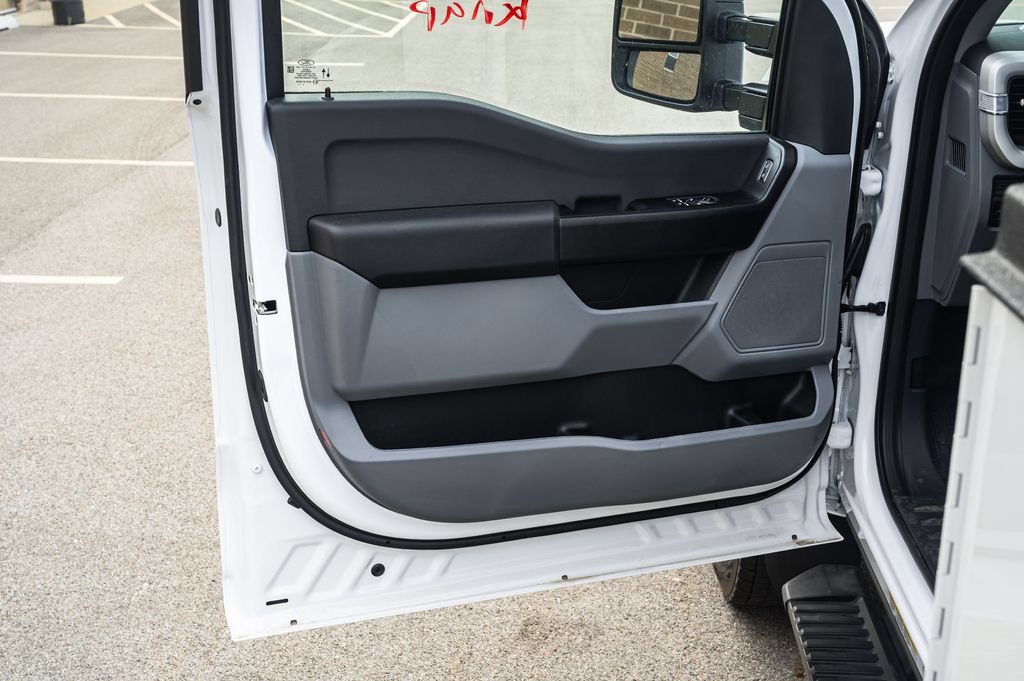 New 2026 Ford F550 4x4 Regular Cab Super Duty image 20