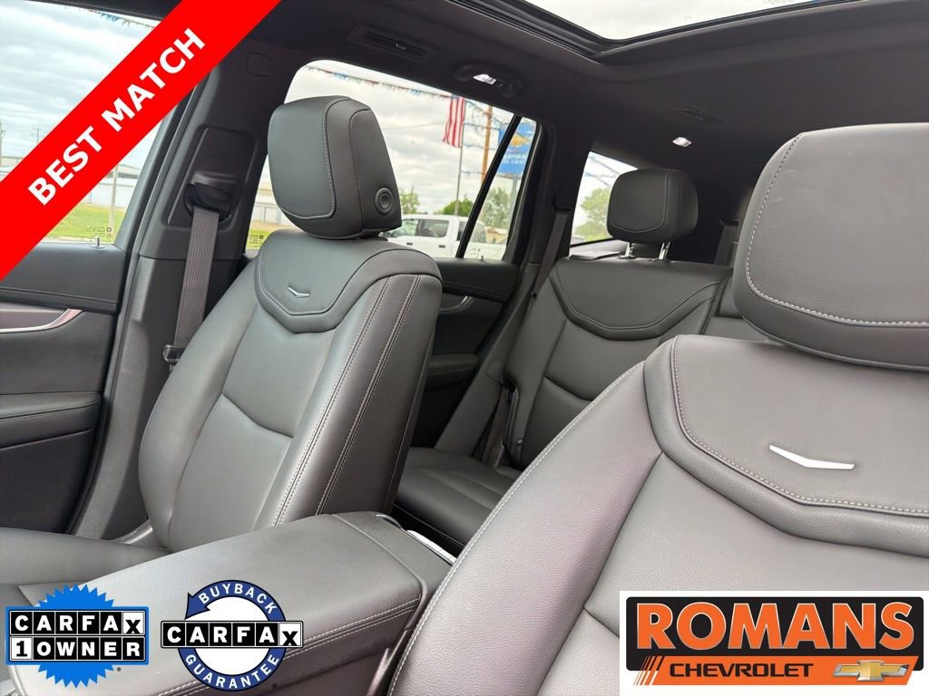 Used 2024 Cadillac XT6 Luxury w/ LPO, Floor Liner Package FWD image 19