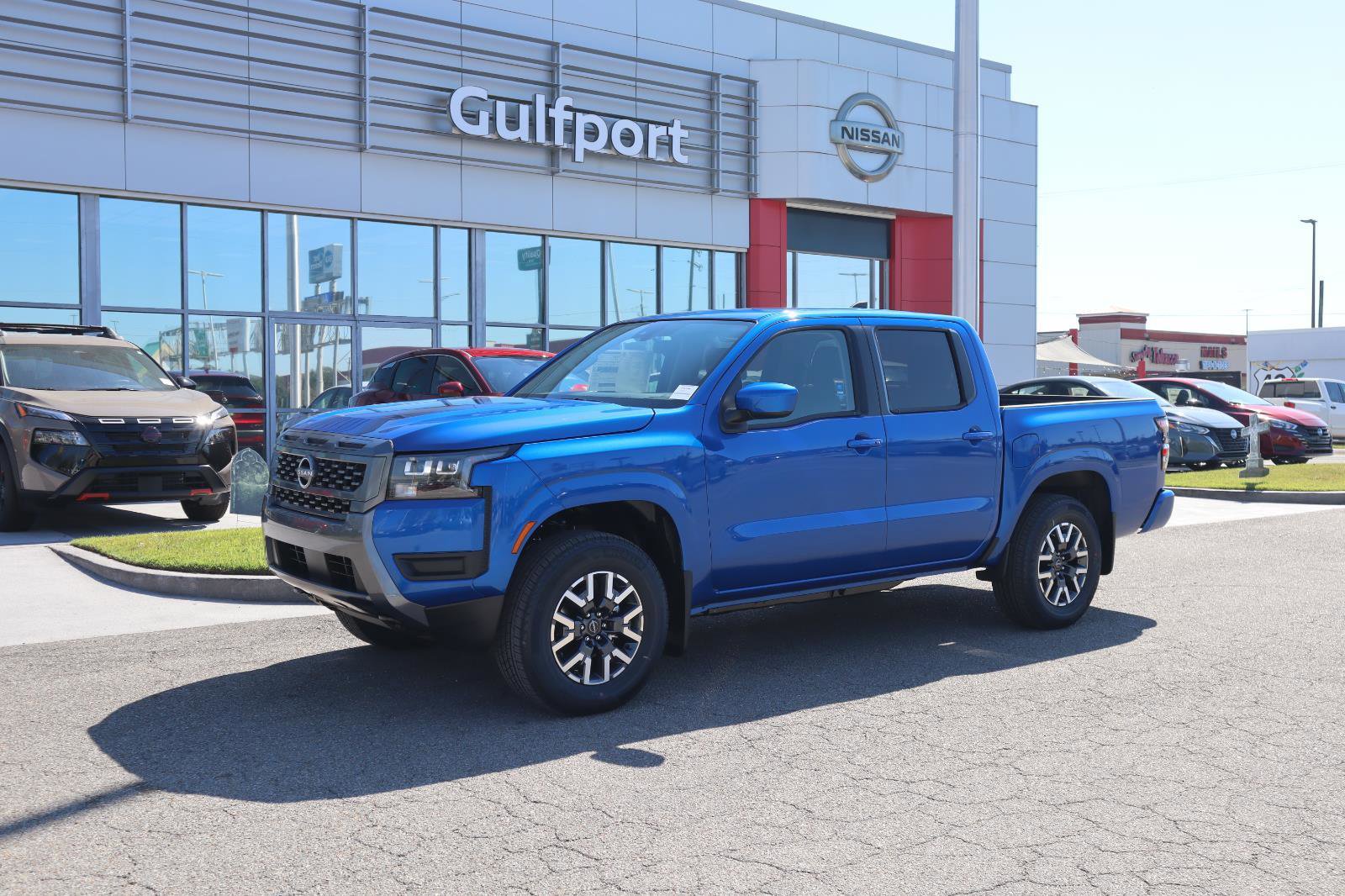 New 2026 Nissan Frontier 4x4 Crew Cab image 2