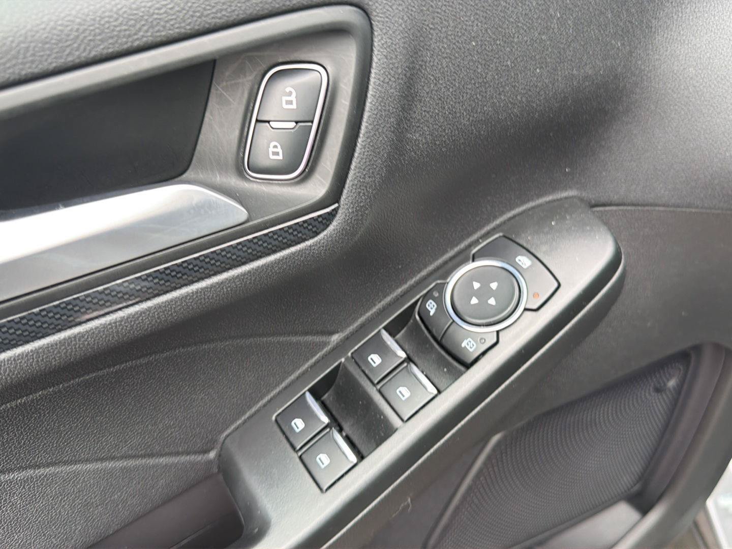 Used 2024 Ford Escape ST-Line AWD/4WD image 12