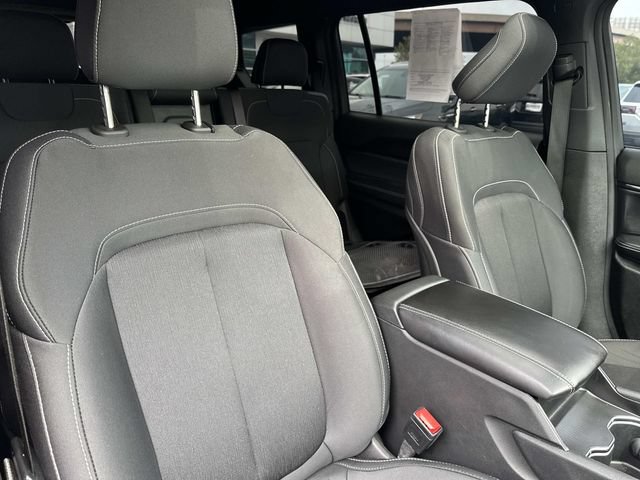 Used 2024 Jeep Grand Cherokee L Laredo AWD/4WD image 11