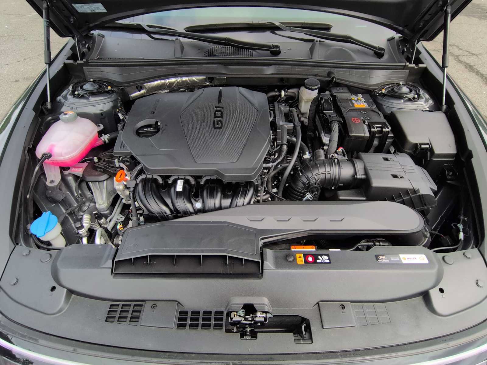 Used 2025 Hyundai Sonata SEL FWD image 15
