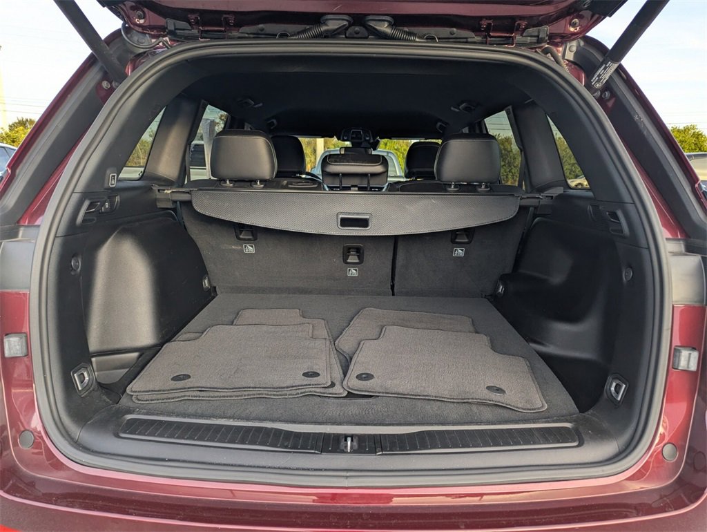 Used 2024 Jeep Grand Cherokee Altitude image 15