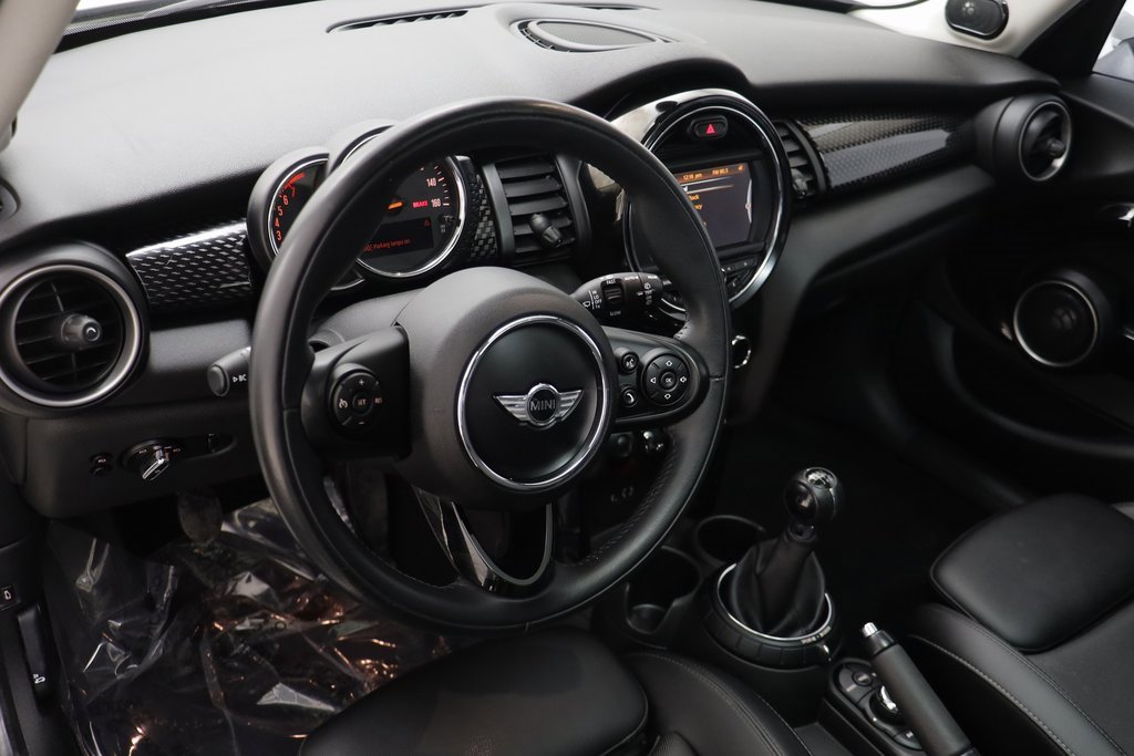 Used 2015 MINI Cooper S image 6