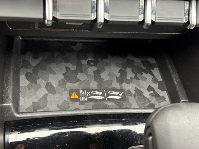 Used 2025 Chevrolet Colorado Trail Boss image 16