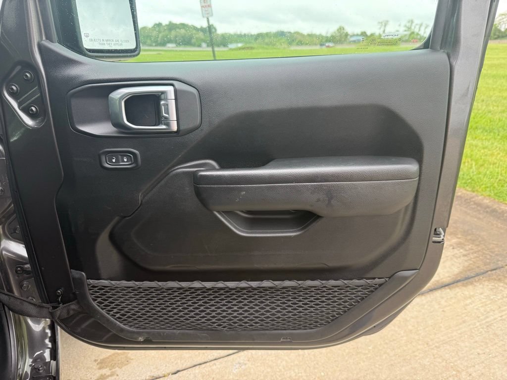 Used 2023 Jeep Wrangler Unlimited Sport AWD/4WD image 19