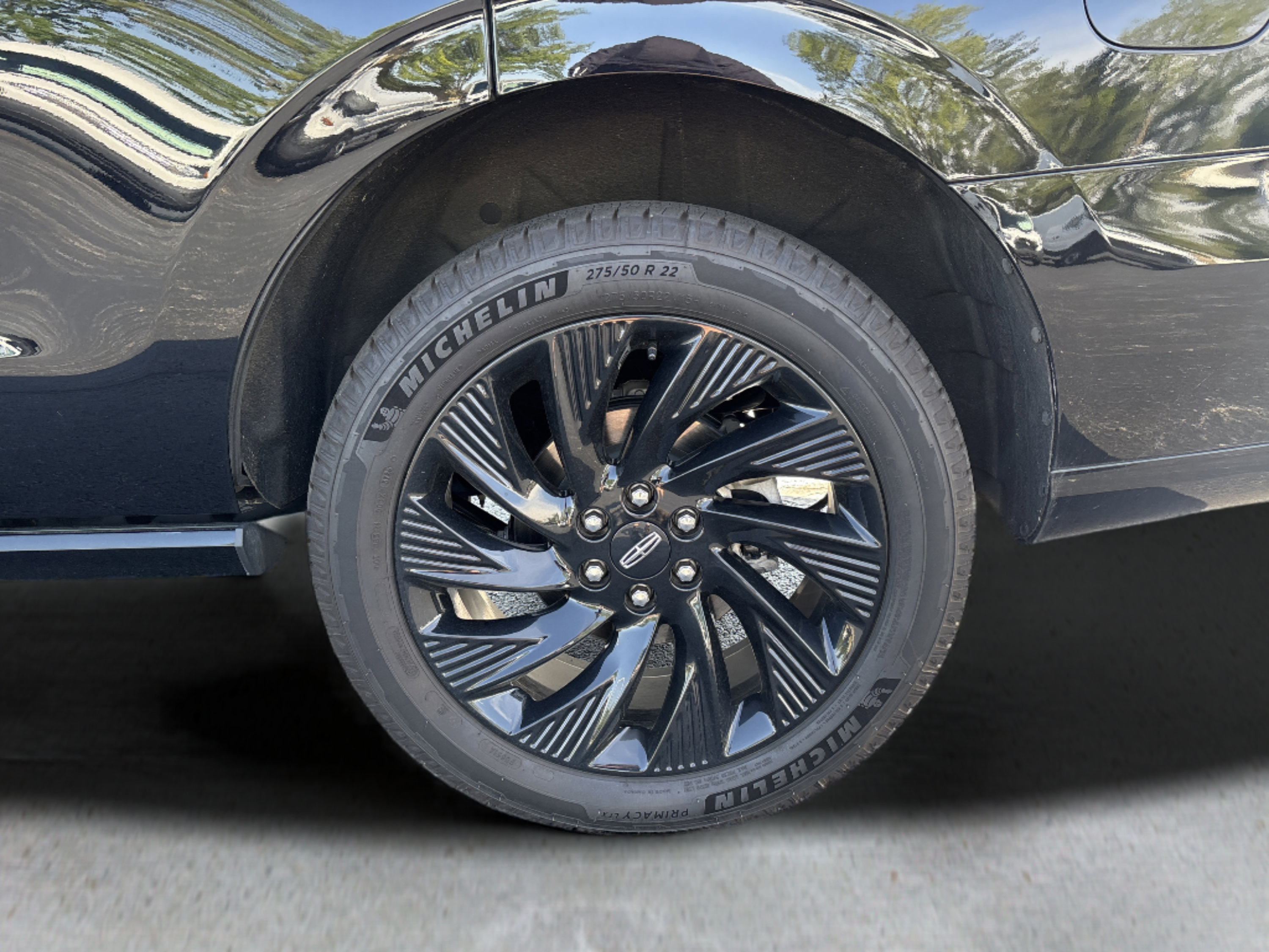 New 2025 Lincoln Navigator Reserve w/ Jet Appearance Package AWD/4WD image 29
