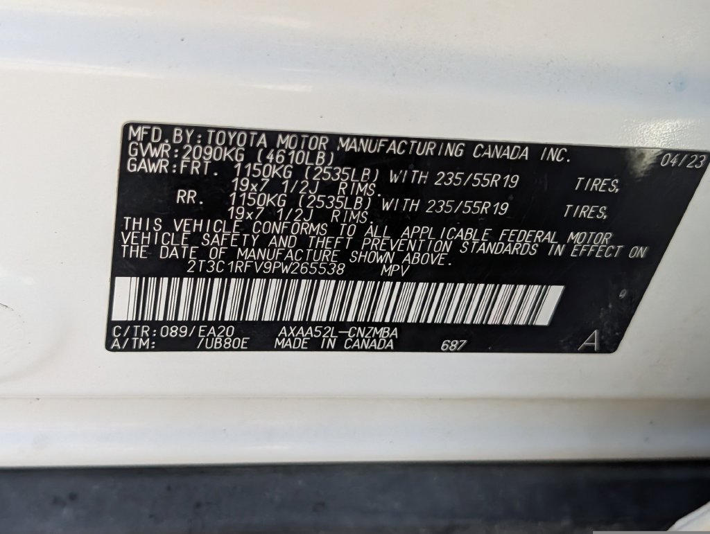 Used 2023 Toyota RAV4 XLE Premium FWD image 37