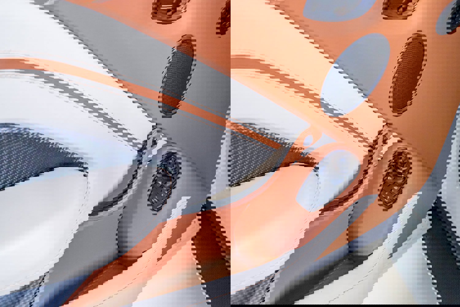 Used 2023 Aston Martin V12 Vantage image 21