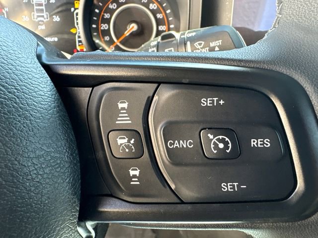 Certified 2025 Jeep Wrangler Unlimited Rubicon image 30