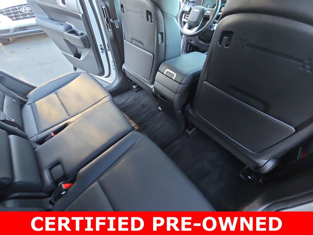 Used 2025 Hyundai Santa Fe SEL FWD image 12