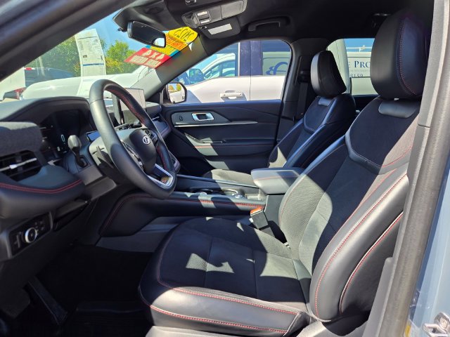 Certified 2025 Ford Explorer ST AWD/4WD image 26