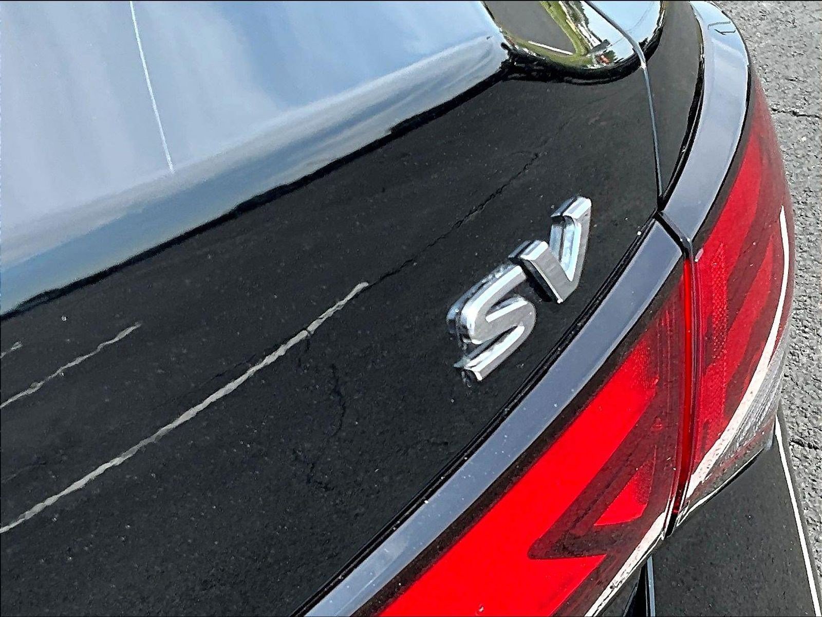 Used 2024 Nissan Sentra SV FWD image 23