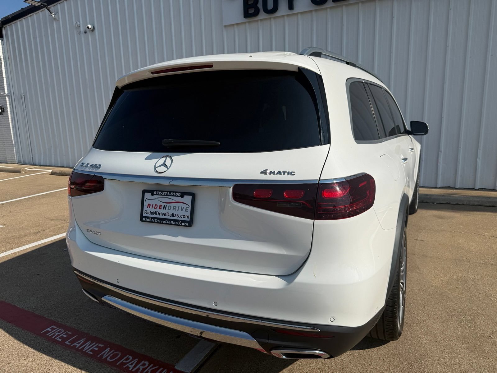 Used 2024 Mercedes-Benz GLS 450 4MATIC image 6