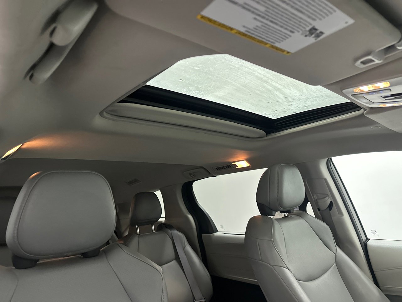 Used 2021 Toyota Sienna XLE image 13