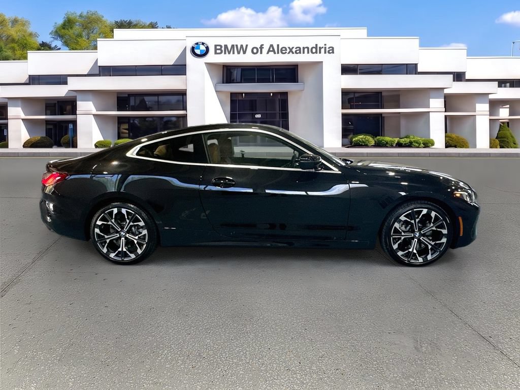 Used 2026 BMW 430i xDrive Coupe w/ Premium Package AWD/4WD image 4