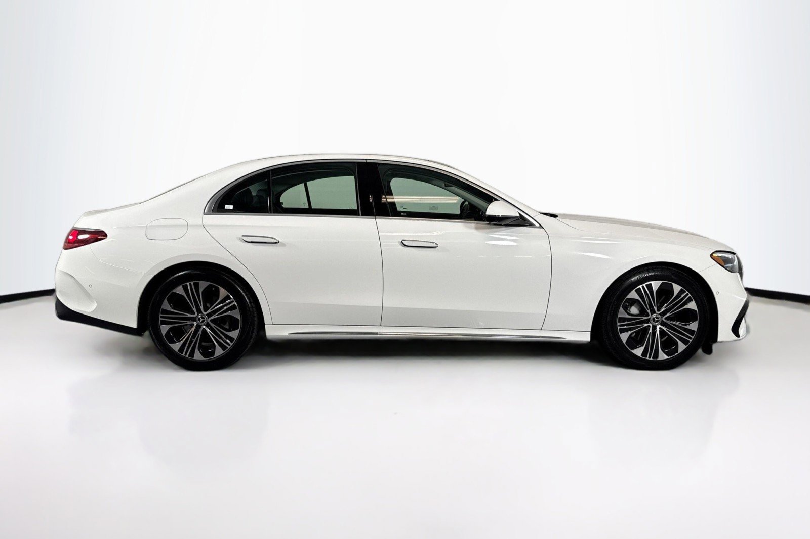 Certified 2026 Mercedes-Benz E 350 Sedan image 4