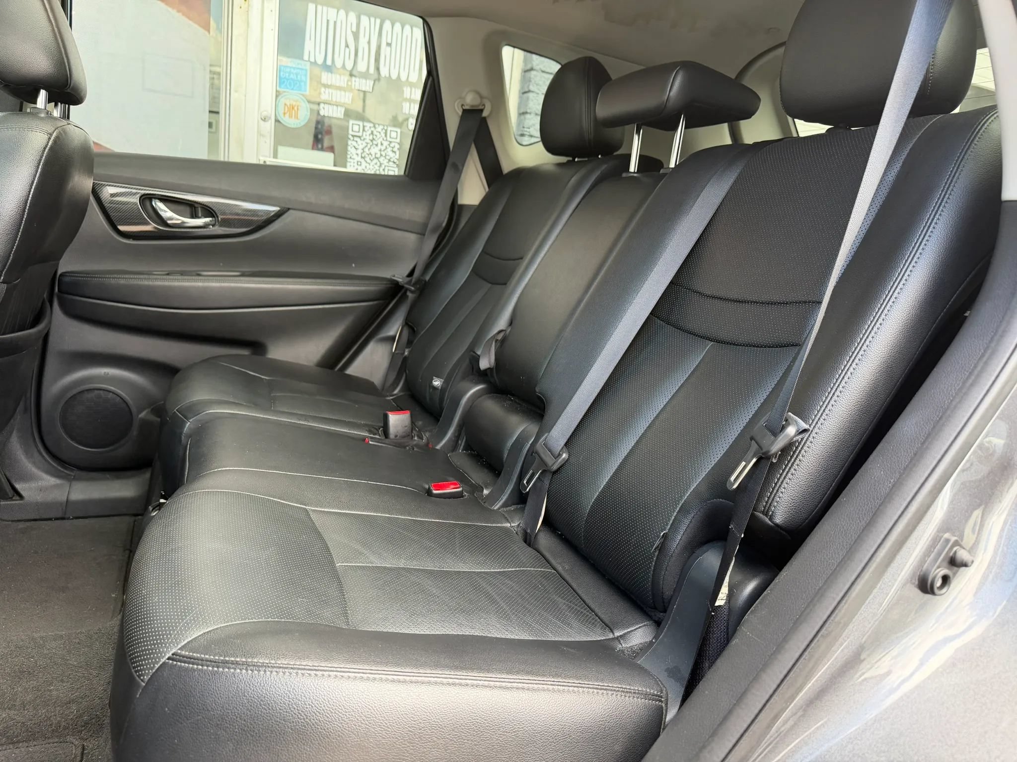 Used 2017 Nissan Rogue SL w/ SL Premium Package AWD/4WD image 10