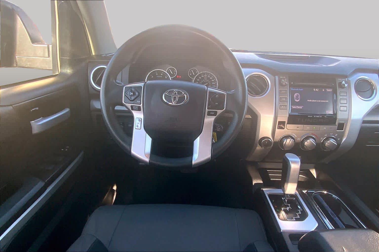 Used 2014 Toyota Tundra SR5 w/ SR5 Upgrade Package AWD/4WD image 6
