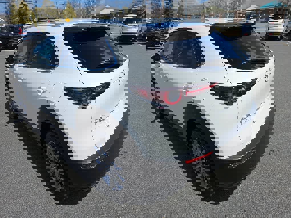 Used 2024 MAZDA CX-30 AWD 2.5 S w/ Preferred Package image 8