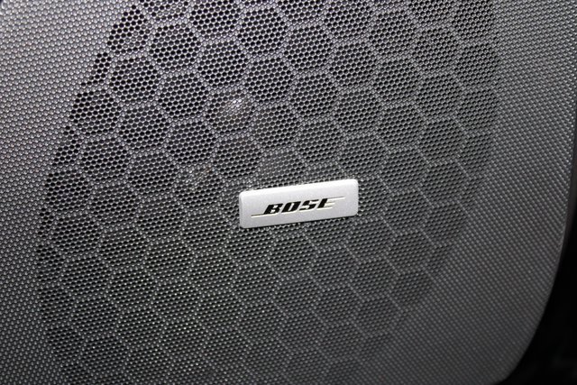 New 2025 Cadillac XT5 Luxury image 11