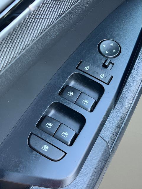 Used 2023 Kia Sportage LX image 15