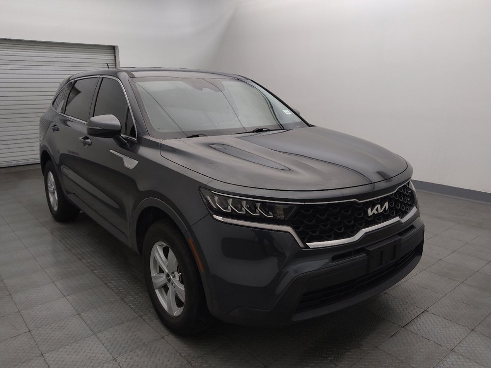Used 2022 Kia Sorento LX image 13