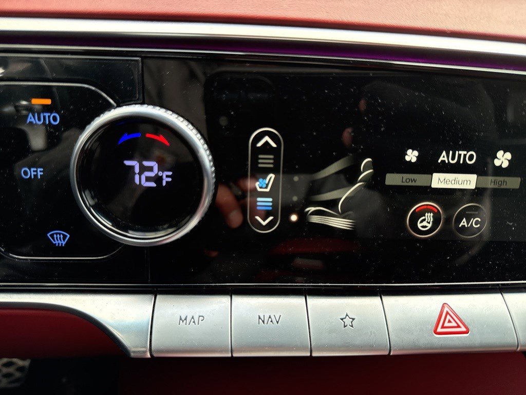 Used 2022 Genesis GV70 3.5T Sport w/ Sport Prestige Package image 19