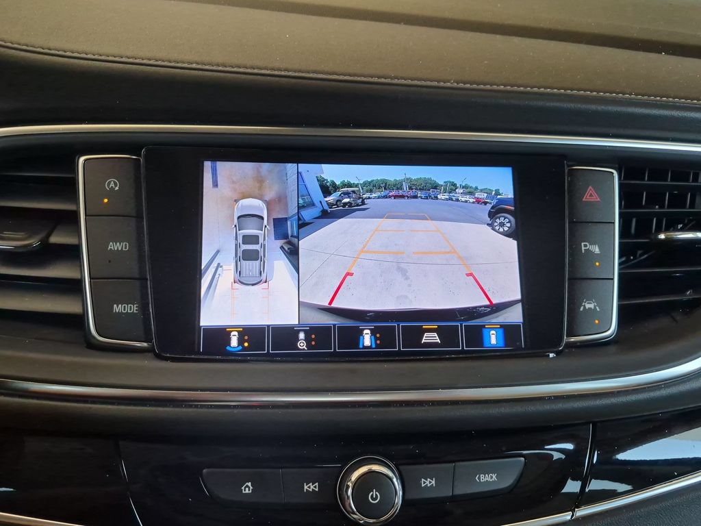 Used 2023 Buick Enclave Avenir w/ Avenir Technology Package AWD/4WD image 11