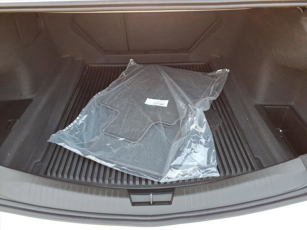 Used 2025 Cadillac CT5 Sport w/ Technology Package image 19