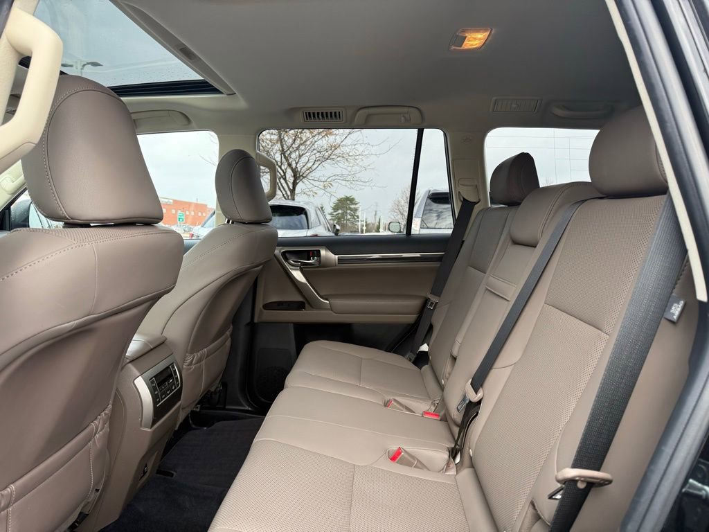 Used 2021 Lexus GX 460 Premium image 15