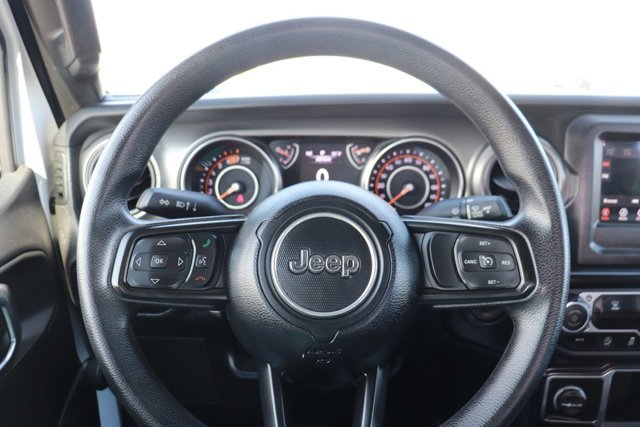 Used 2023 Jeep Wrangler Sport image 19