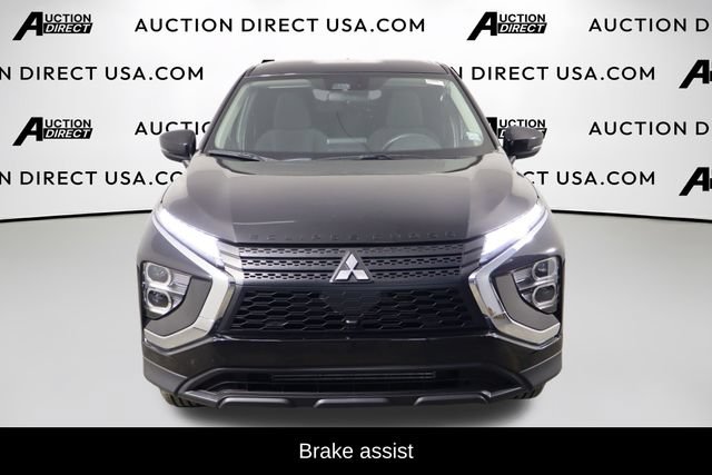 Used 2023 Mitsubishi Eclipse Cross LE AWD/4WD image 2