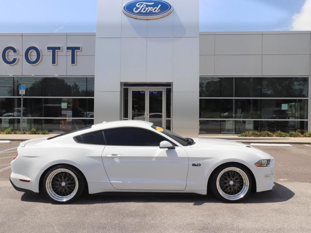 Used 2019 Ford Mustang GT RWD image 15