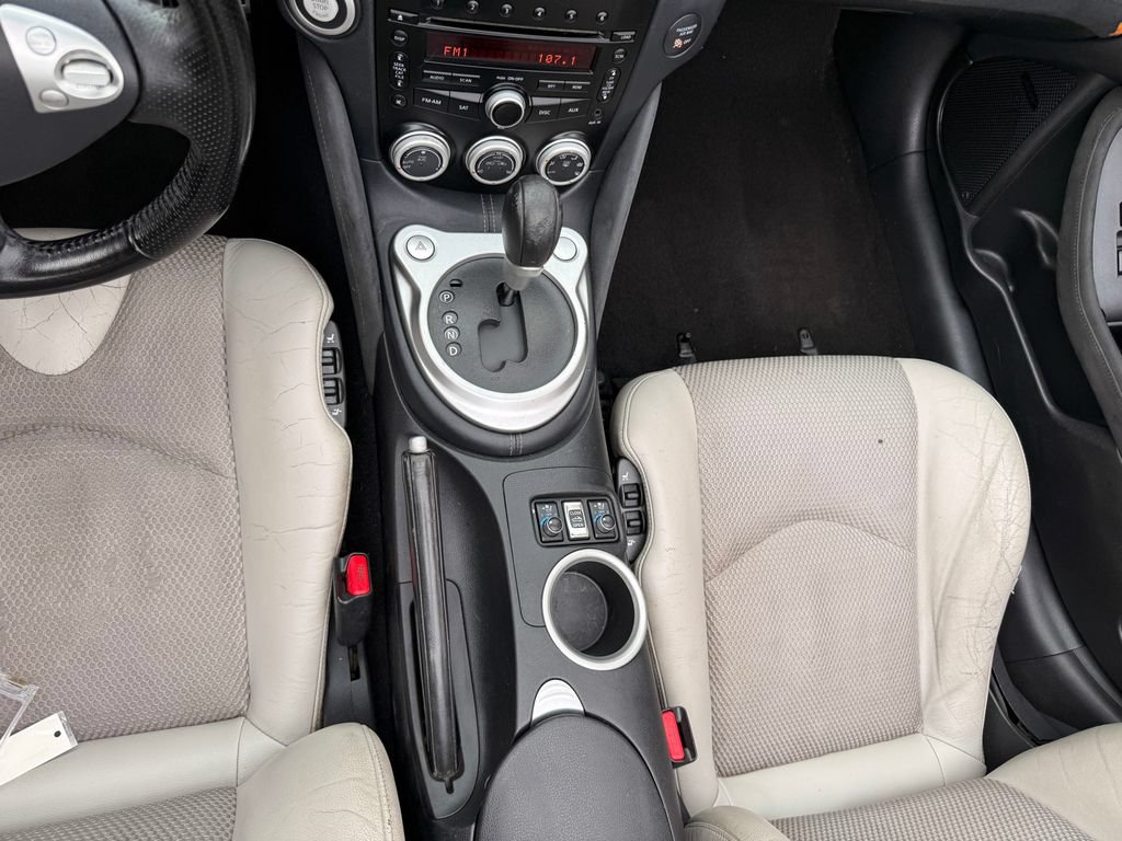 Used 2011 Nissan 370Z Touring RWD image 36