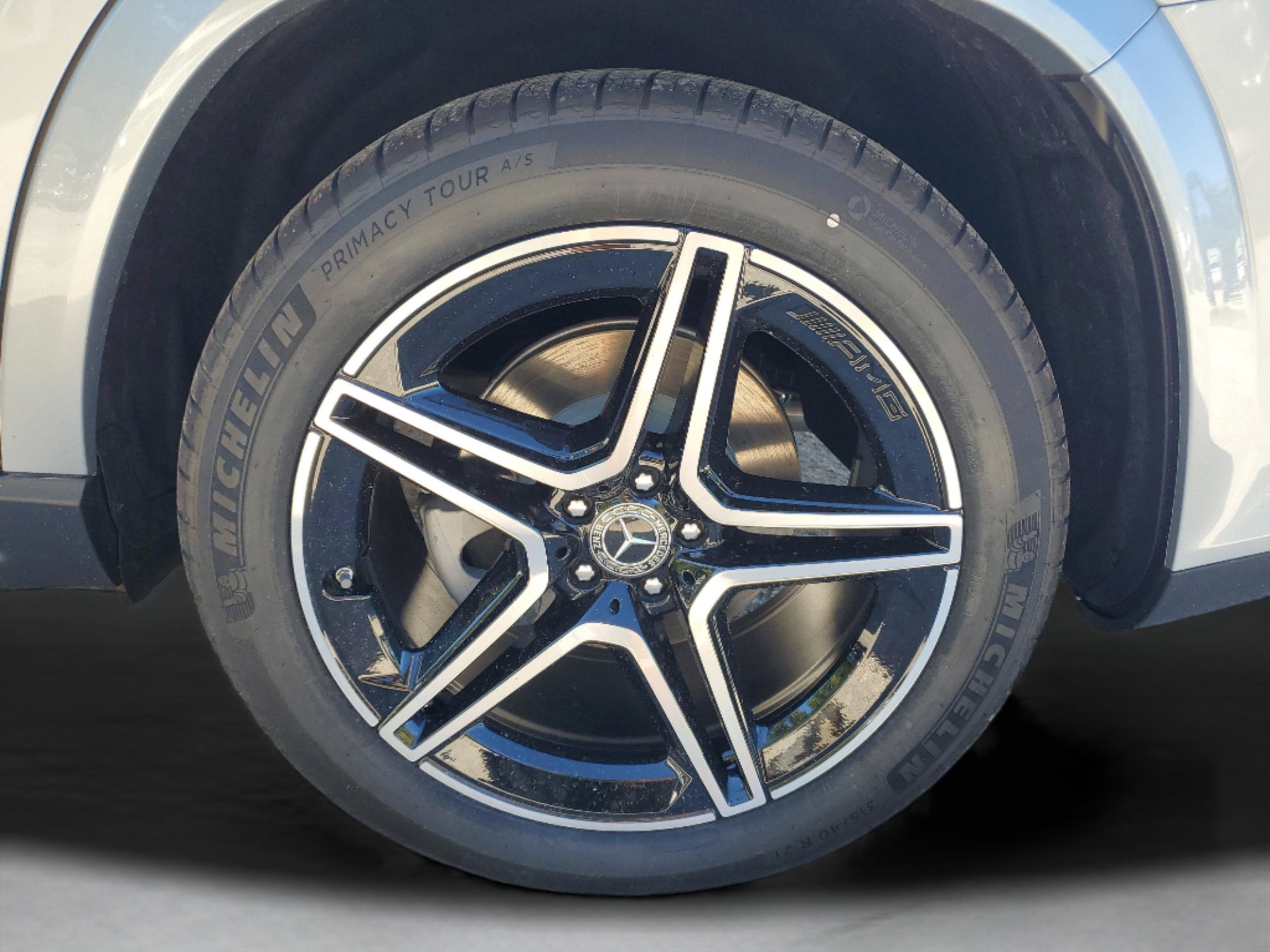 Certified 2026 Mercedes-Benz GLS 450 4MATIC image 8