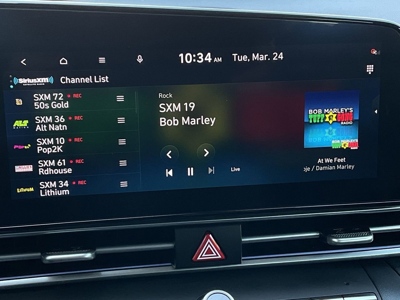 Used 2025 Hyundai Elantra SEL image 28