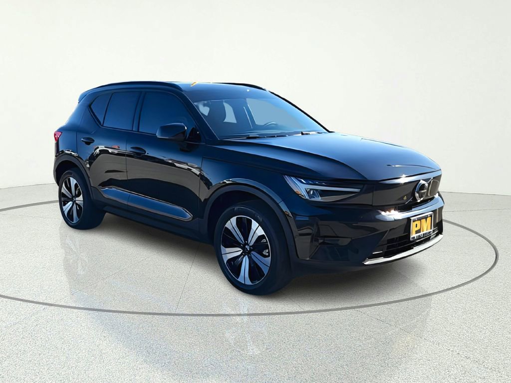 Used 2023 Volvo XC40 Recharge Plus AWD/4WD image 1