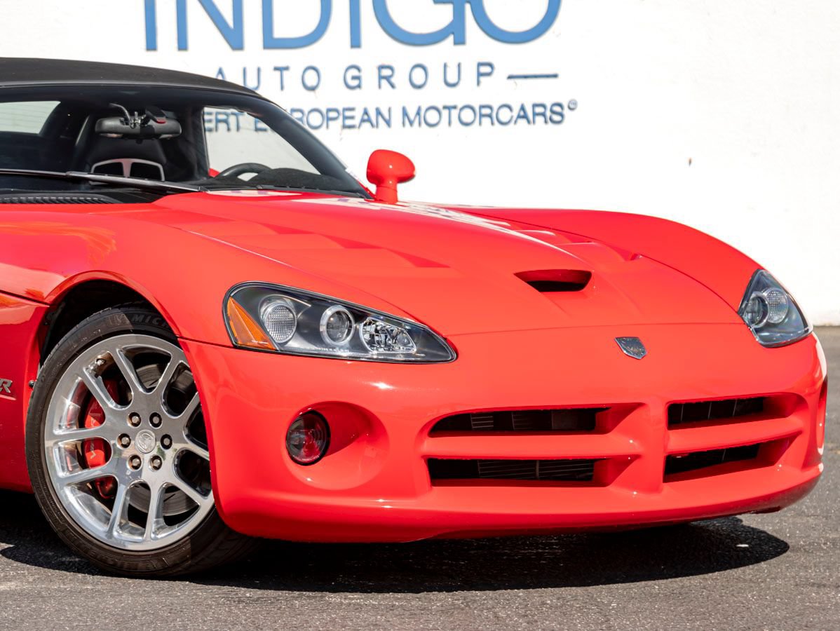 Used 2004 Dodge Viper SRT-10 RWD image 5