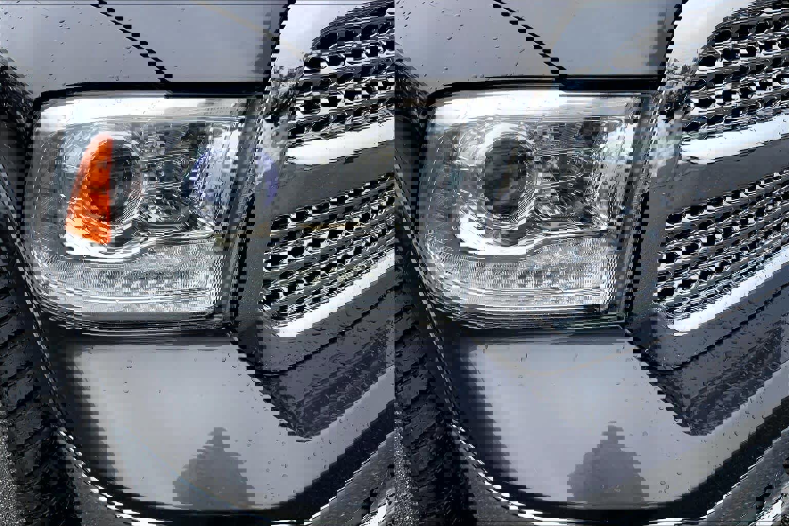 Used 2017 RAM 1500 Laramie image 25