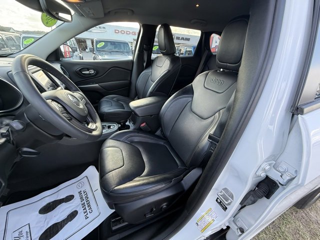 Certified 2022 Jeep Cherokee Latitude Lux image 9