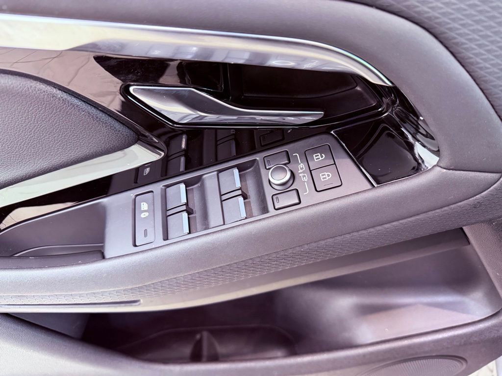 Used 2021 Land Rover Range Rover Evoque S image 21