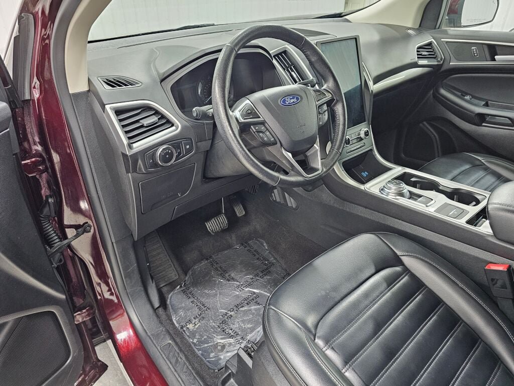 Used 2024 Ford Edge SEL AWD/4WD image 25