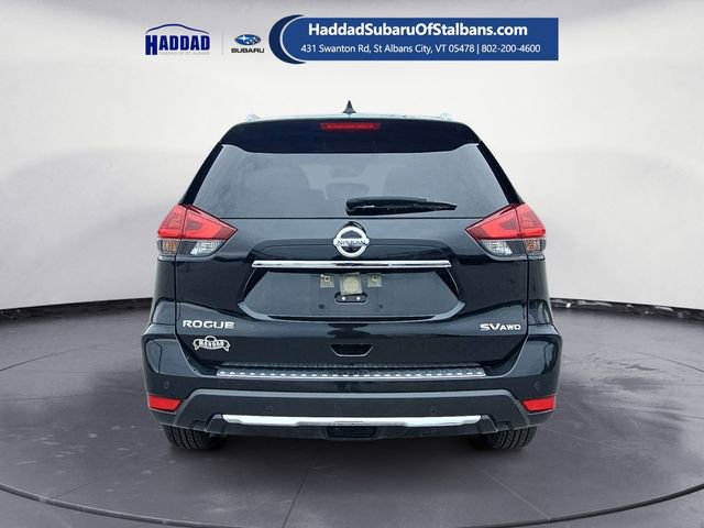Used 2019 Nissan Rogue SV w/ Sun & Sound Touring Package image 4