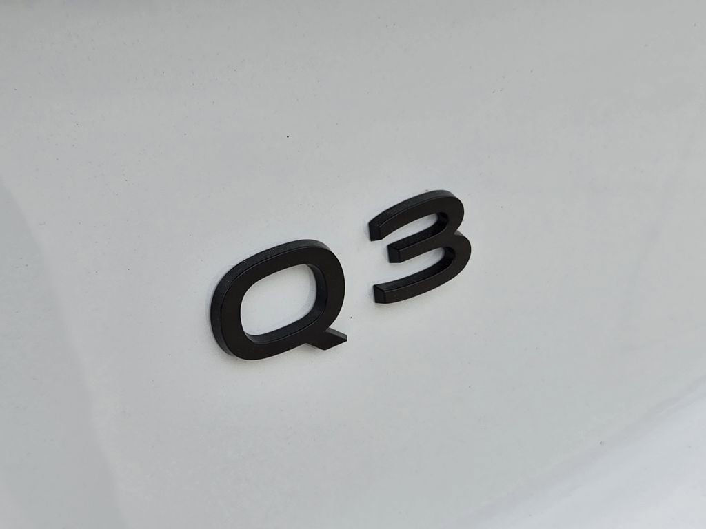 New 2026 Audi Q3 quattro 2.0T image 15